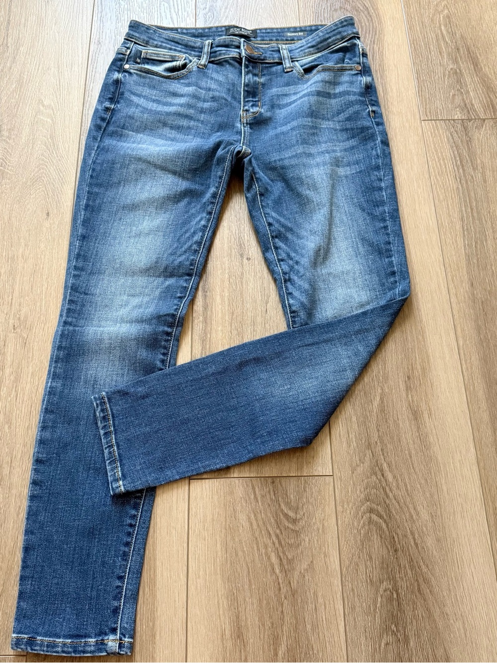 Judy Blue Mid Rise Skinny jeans size 11/30